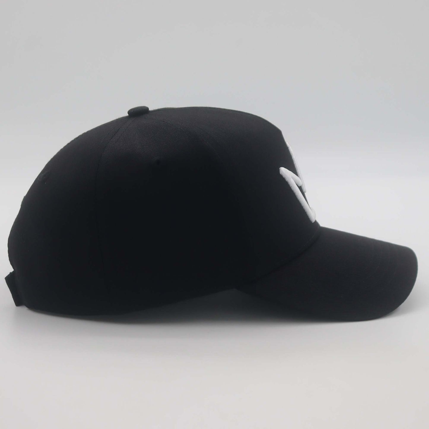 “Crown” cap black